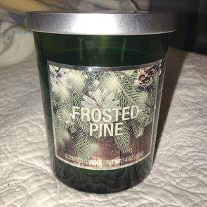 Frosted pine scented candle